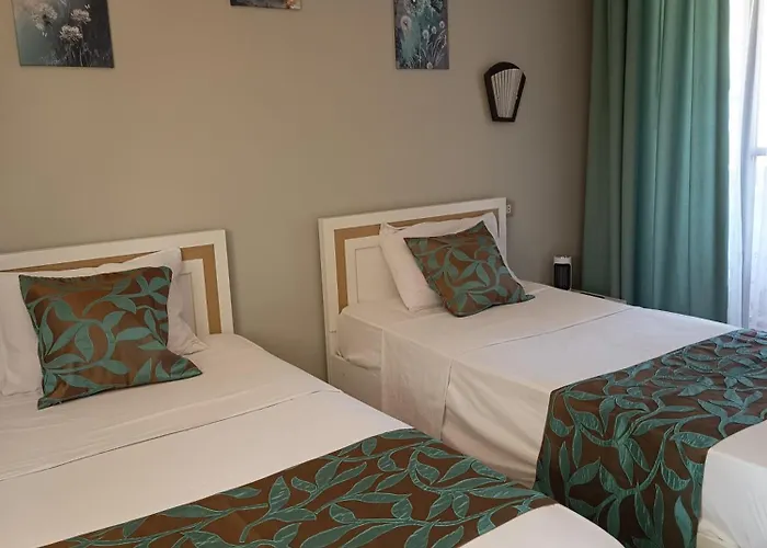 Stella Makadi Aquapark, Private Beach, Wi-fi شقة *