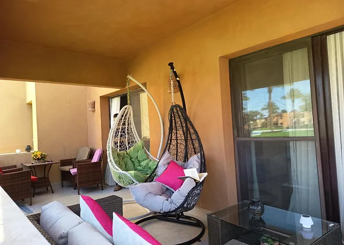 Stella Makadi Aquapark, Private Beach, Wi-fi Apartman