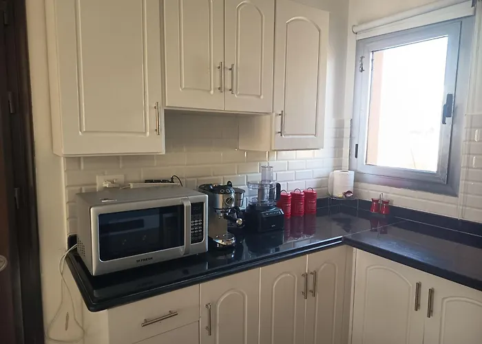 Stella Makadi Aquapark, Private Beach, Wi-fi Apartamento *