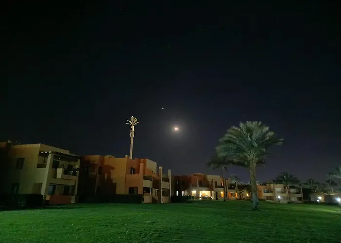 Stella Makadi Aquapark, Private Beach, Wi-fi Apartman Gurdaka